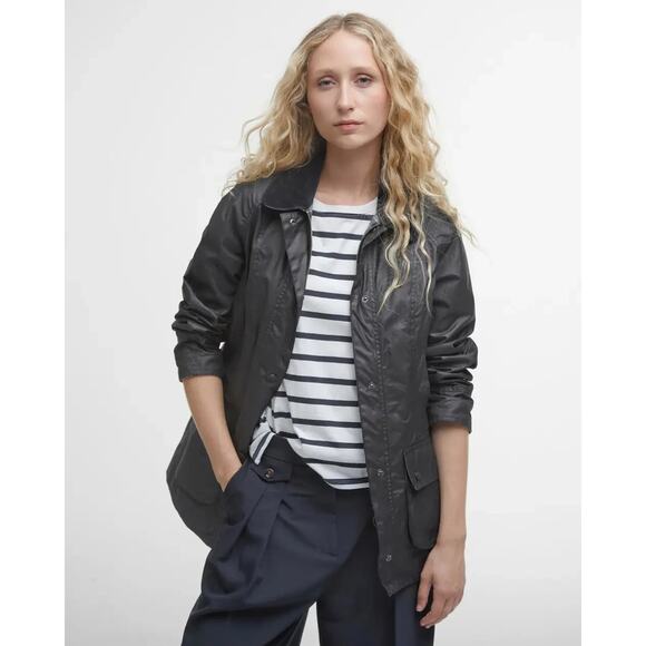 Beadnell Waxed Jacket - Picture 1 of 6